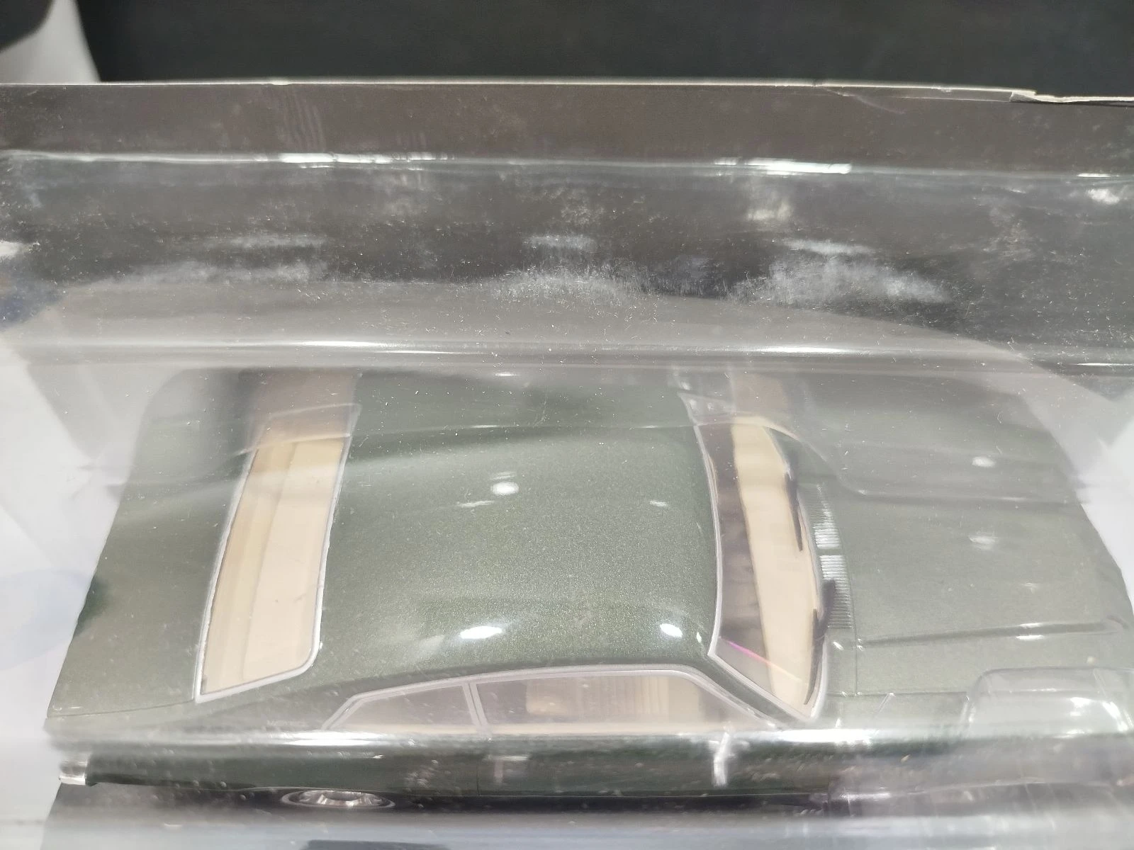 Ford Maverick Scale 1/24 Car – photo 3